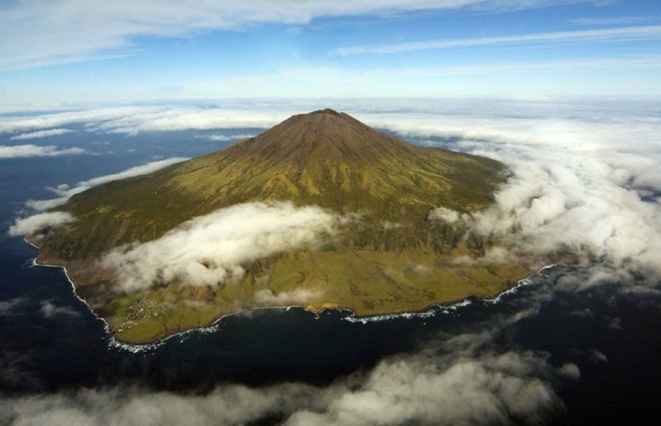 Así es la vida en Tristán de Acuña la isla más remota del planeta